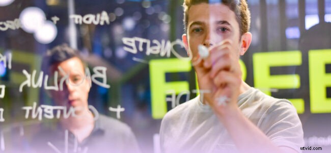 Master Your Facebook Video Strategy in 2021: Insights from 4 Million Posts Analysis