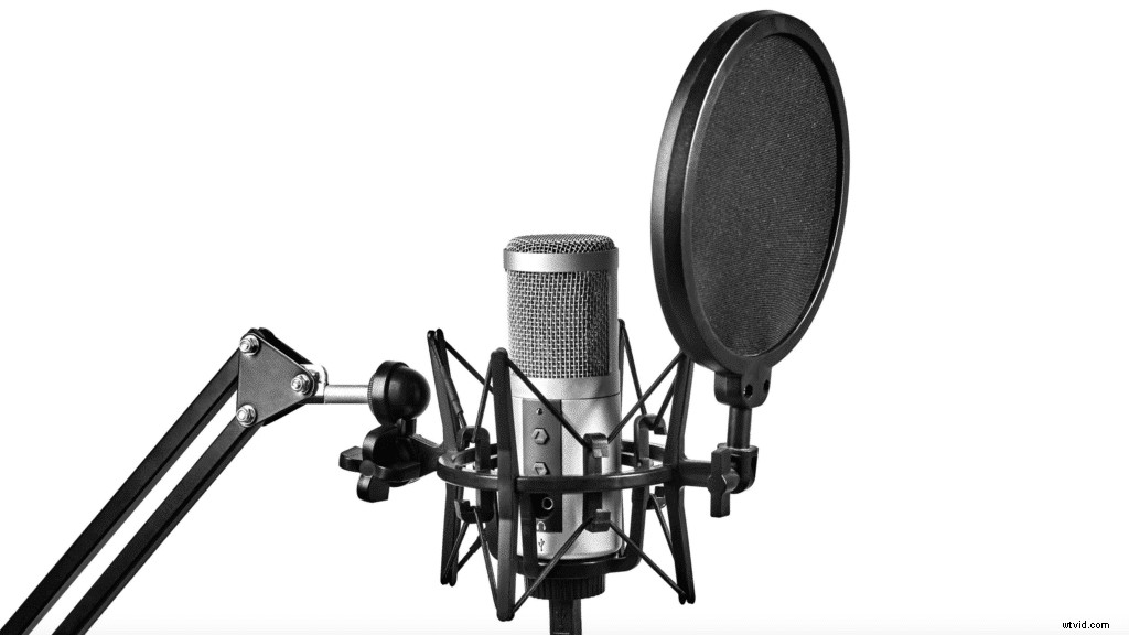 11 Essential Tools for Professional Live Streaming: Must-Haves to Elevate Your Videos