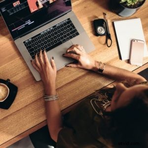 Expert Tips for Creating Stunning Videos with Online Editors