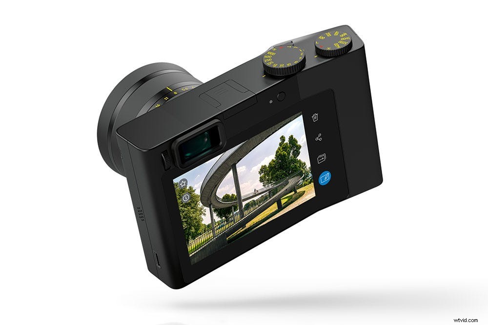 ZEISS Unveils ZX1: First Full-Frame Mirrorless Camera with Integrated Lightroom