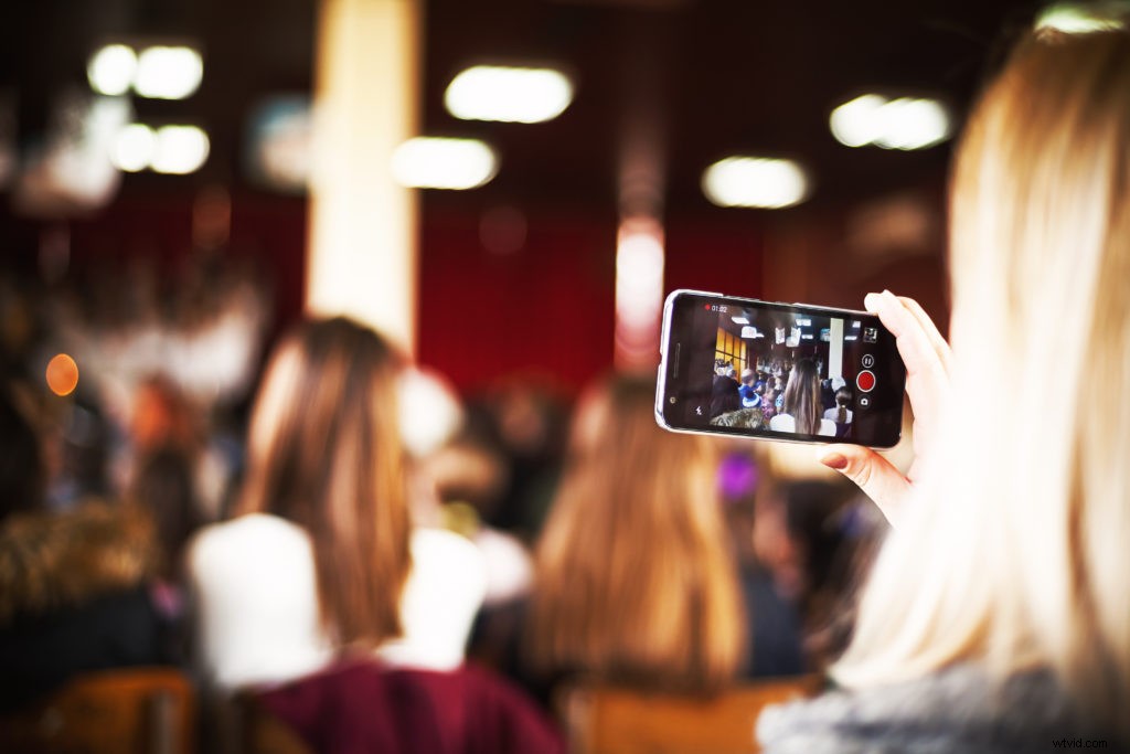 Choosing the Perfect Video Background: Expert Tips for Professionals