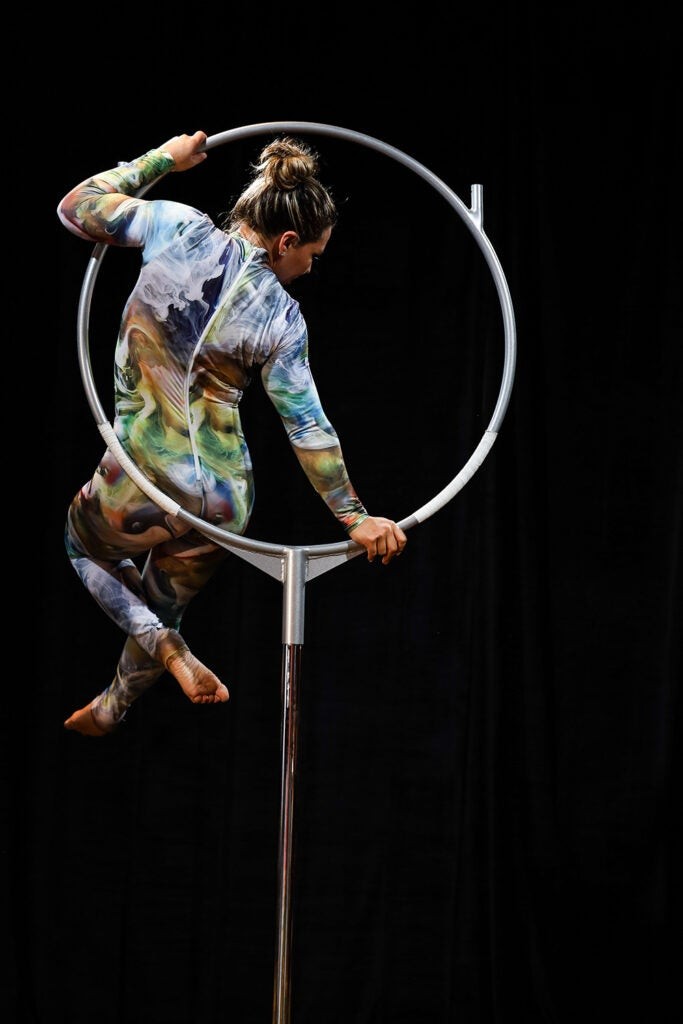 Canon EOS R Full-Frame Mirrorless Camera: Hands-On Review and First Sample Images