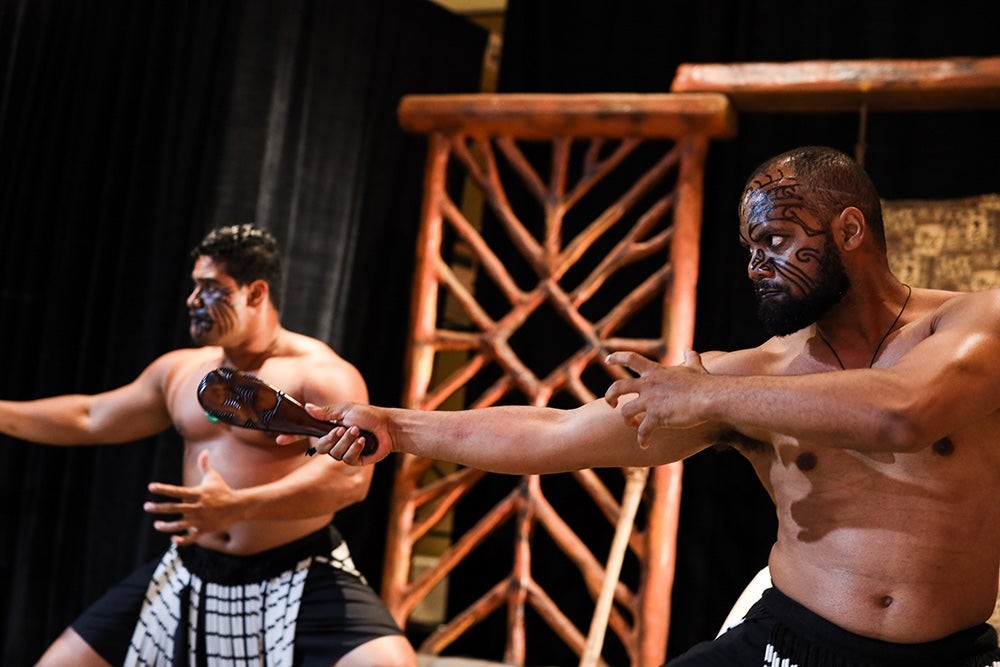 Canon EOS R Full-Frame Mirrorless Camera: Hands-On Review and First Sample Images