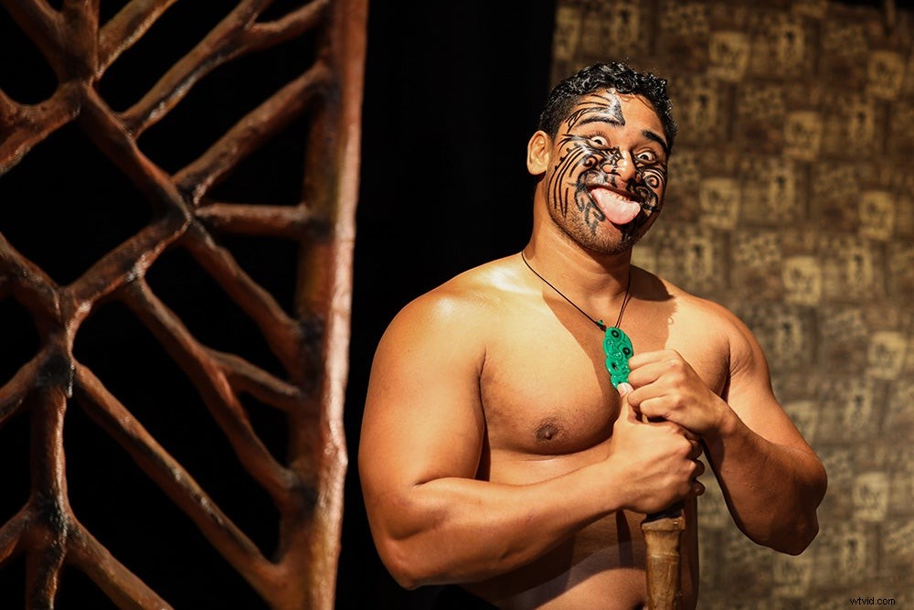 Canon EOS R Full-Frame Mirrorless Camera: Hands-On Review and First Sample Images