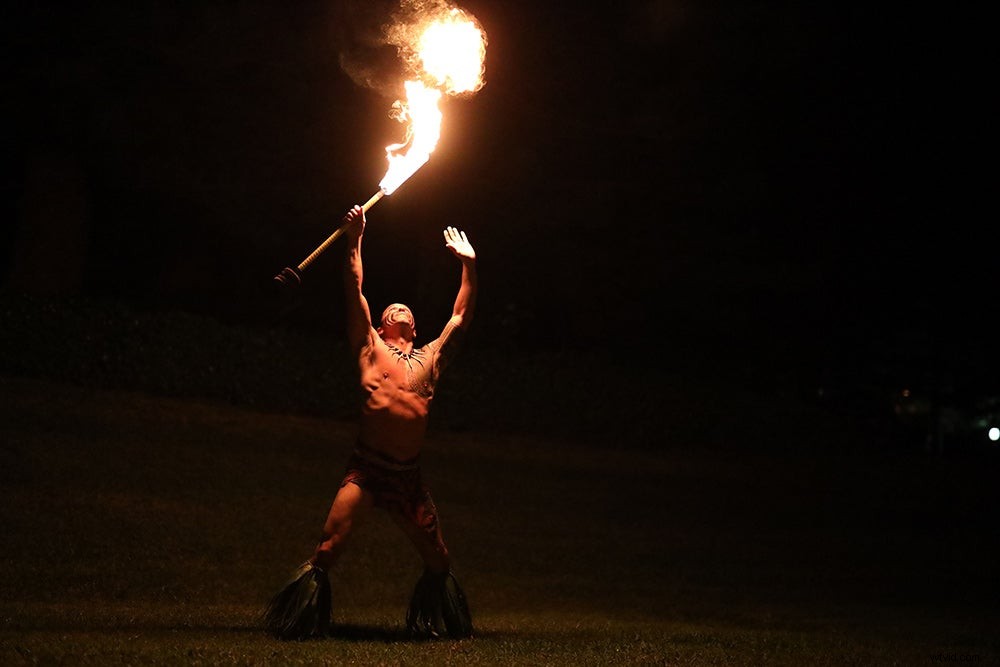 Canon EOS R Full-Frame Mirrorless Camera: Hands-On Review and First Sample Images