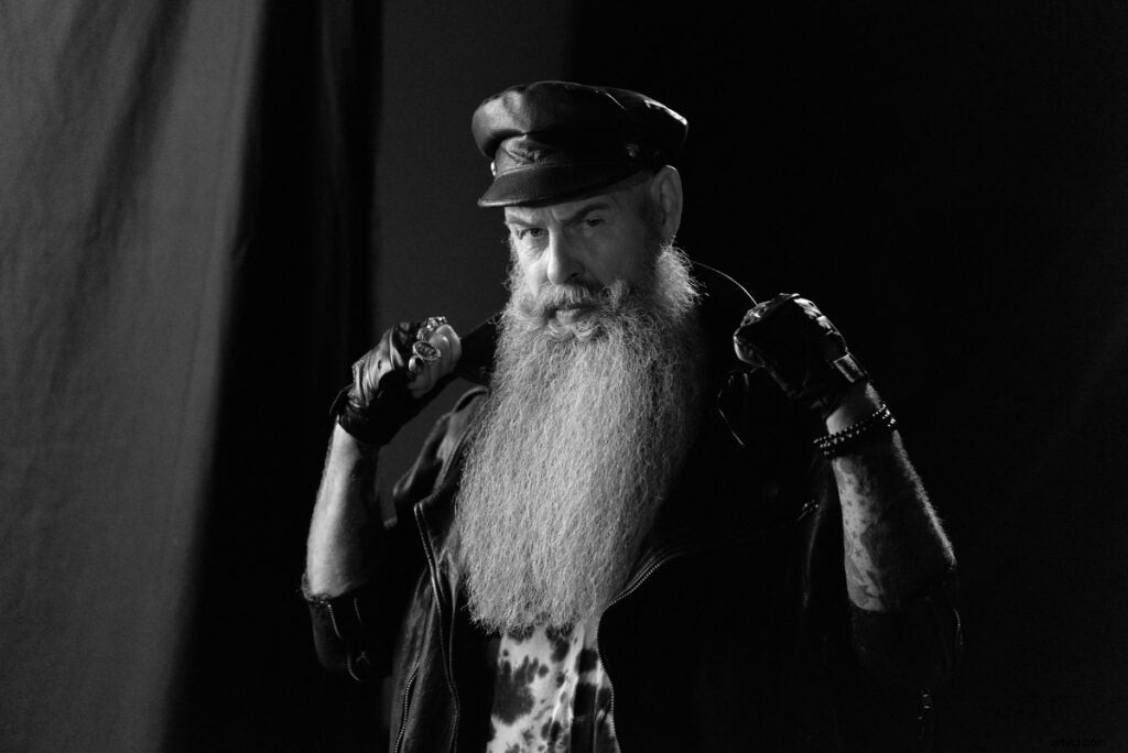 Leica SL2 Hands-On Review: 47MP Full-Frame Mirrorless Camera + Sample Images