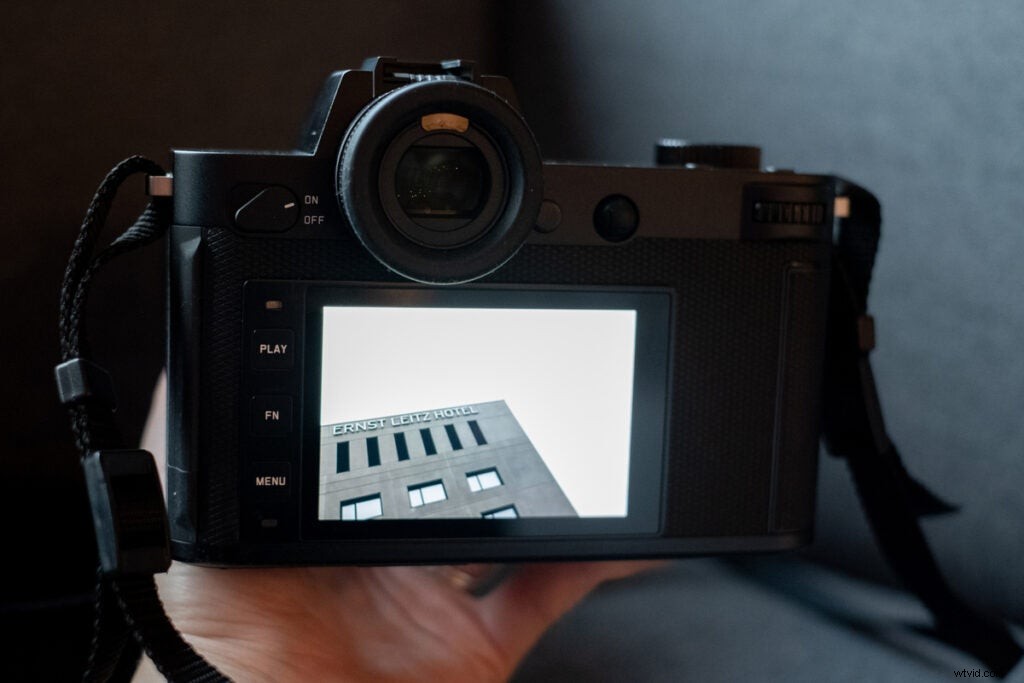 Leica SL2: Revolutionary 47MP Full-Frame Mirrorless Camera with 5-Axis Stabilization