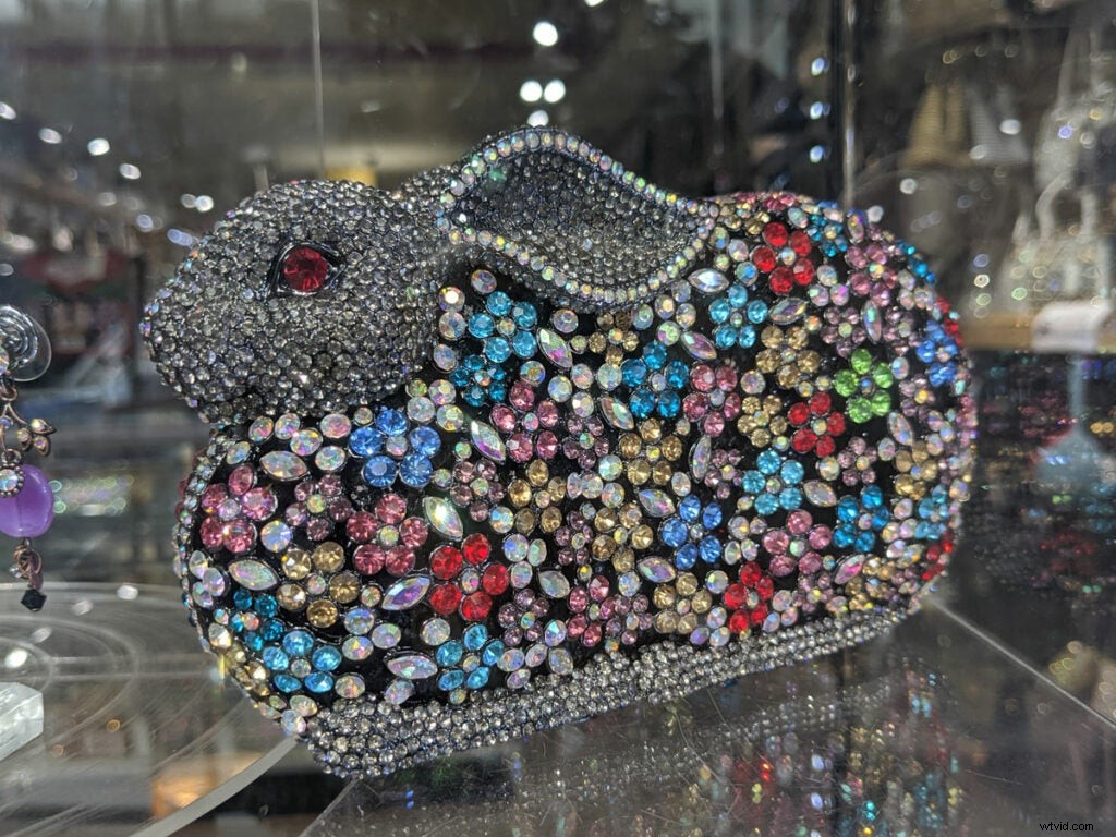 Google Pixel 4 vs iPhone 11 Pro: In-Depth Camera Comparison