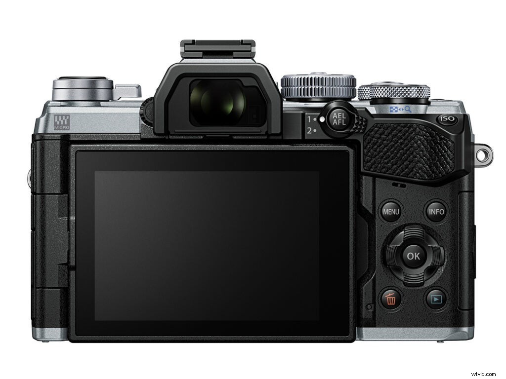 Olympus OM-D E-M5 Mark III: Compact Mirrorless with 20MP Sensor and 5.5-Stop IBIS