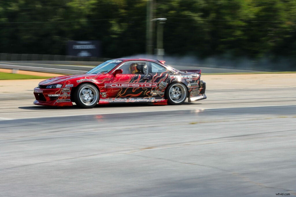 Hands-On Review: Canon EOS 90D DSLR – 32.5MP APS-C Sensor & Advanced AF