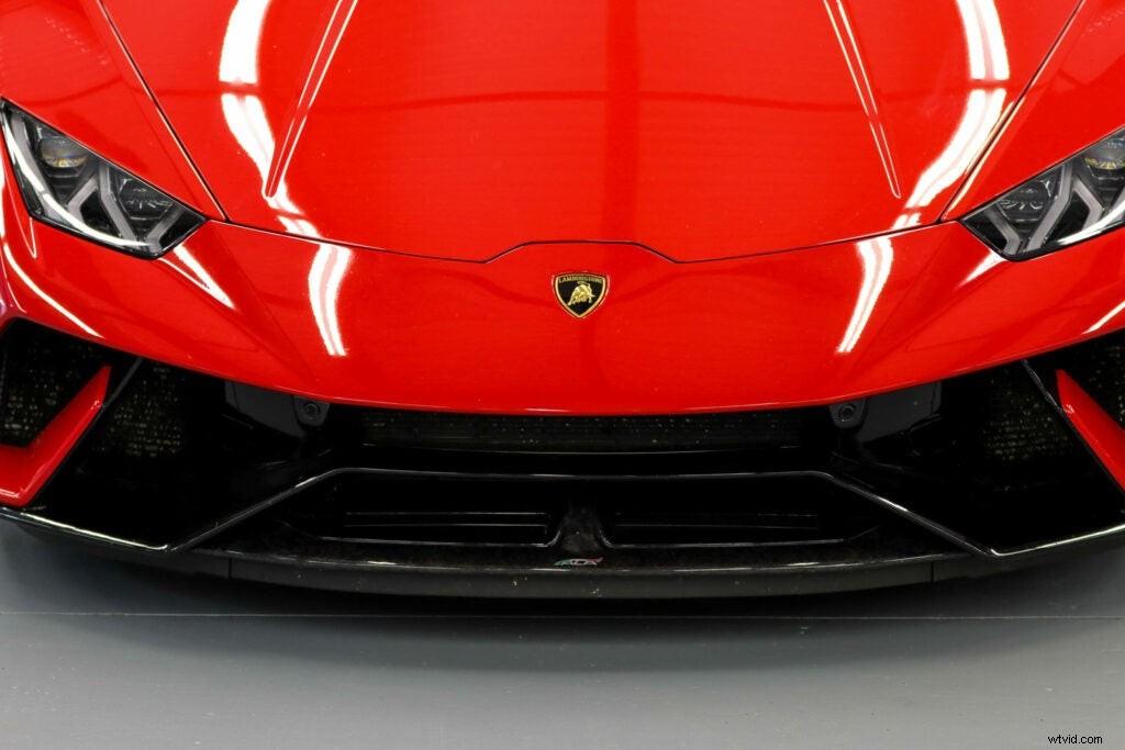 Hands-On Review: Canon EOS 90D DSLR – 32.5MP APS-C Sensor & Advanced AF