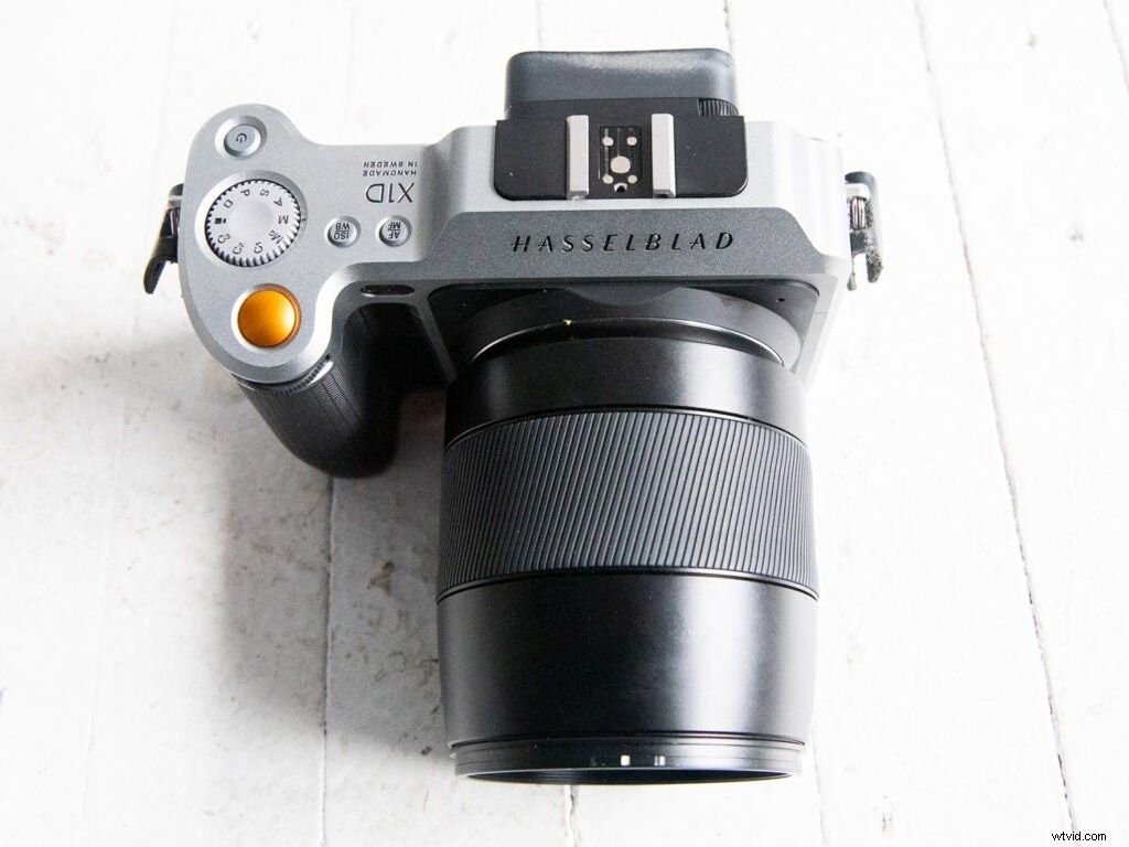 Hasselblad X1D-50c Hands-On Review: Compact 50MP Mirrorless Medium Format Camera + Sample Images