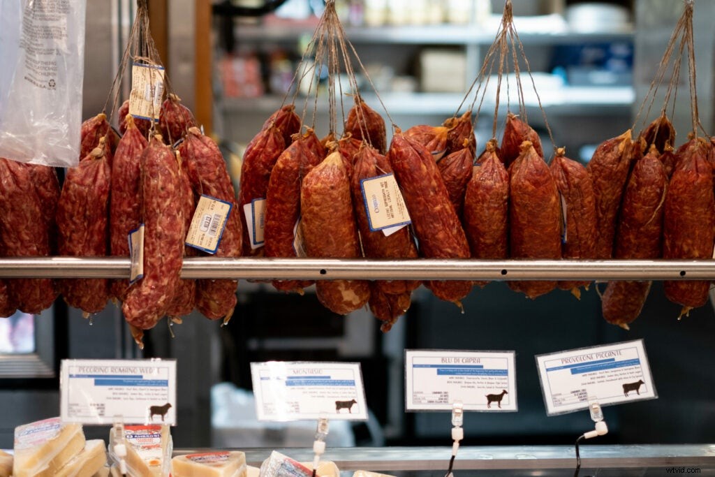 Fujifilm X-T4 Mirrorless Camera: First Hands-On Shots and Impressions