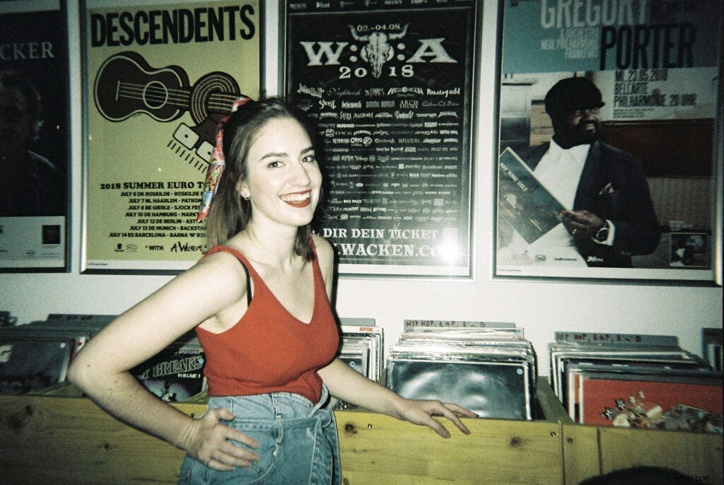 Lomography s Reloadable Disposable Camera: Pre-Loaded with Vibrant LomoChrome Metropolis Film