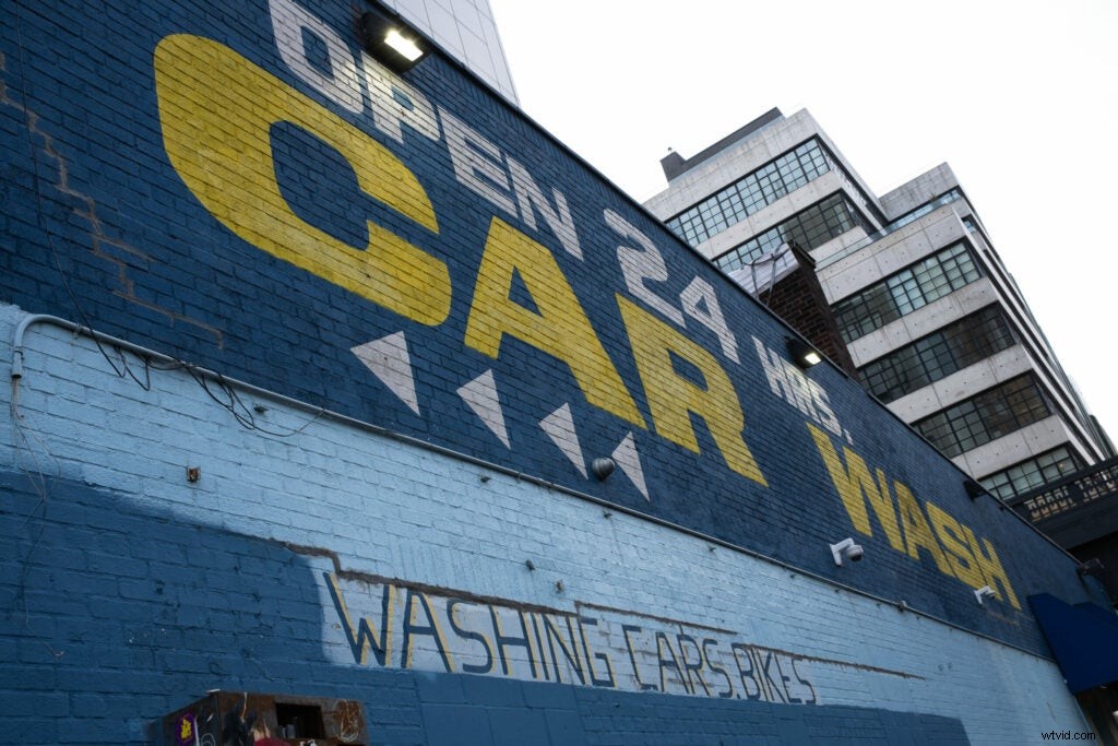 Fujifilm X100V Hands-On Review: First Impressions and Stunning Sample Images