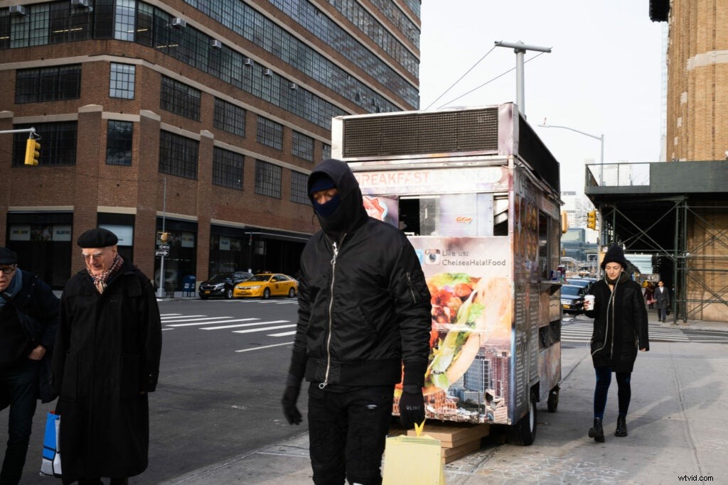 Fujifilm X100V Hands-On Review: First Impressions and Stunning Sample Images