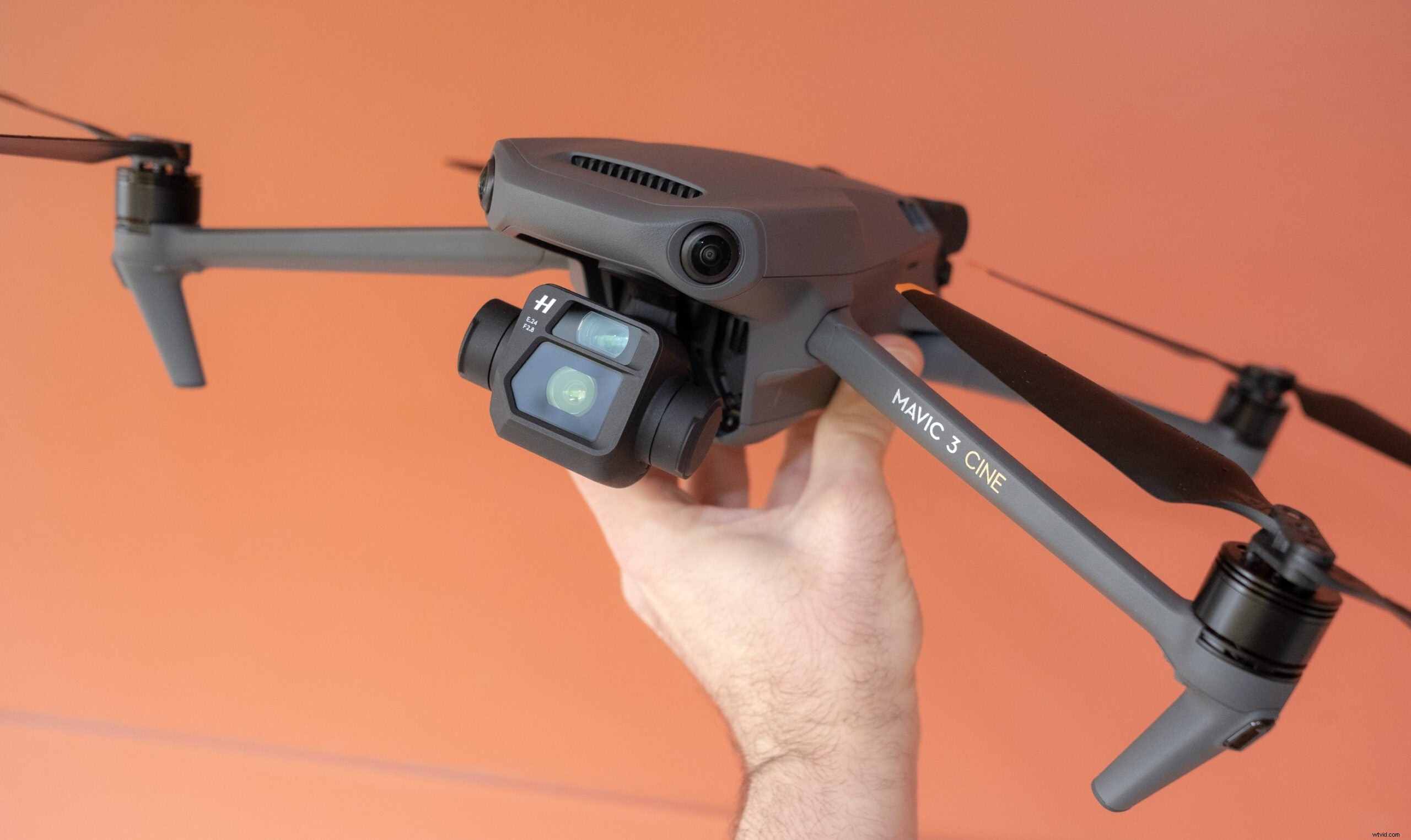 DJI Mavic 3 Hands-On Review: The Flagship Dual-Camera Drone Redefined