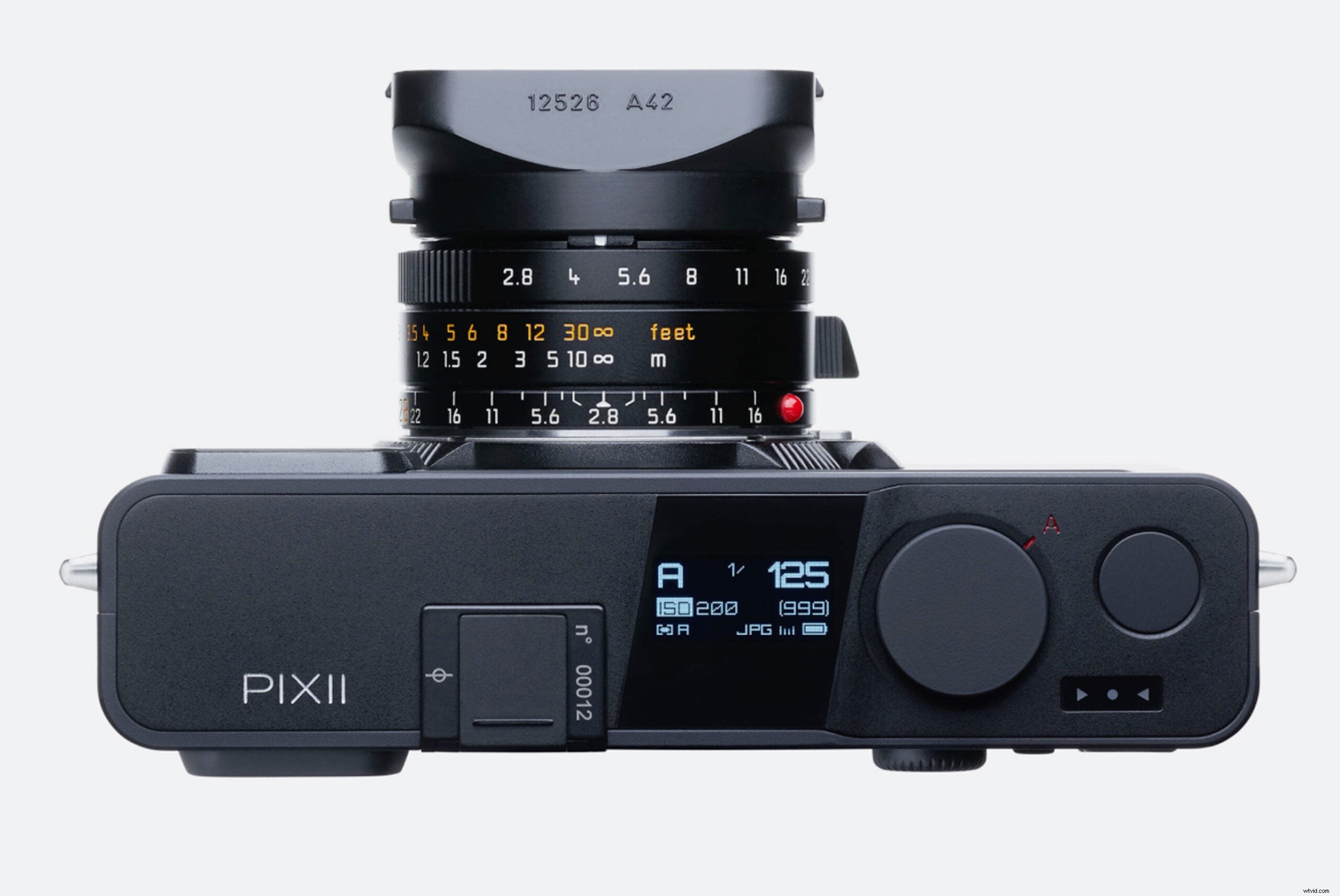 Pixii s Upgraded Digital Rangefinder: 26MP Sensor, Enhanced Viewfinder & More