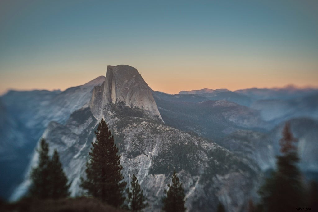 Lensbaby Trio 28: Three Selective Focus Effects (Twist, Velvet, Sweet) on a Rotating Mount