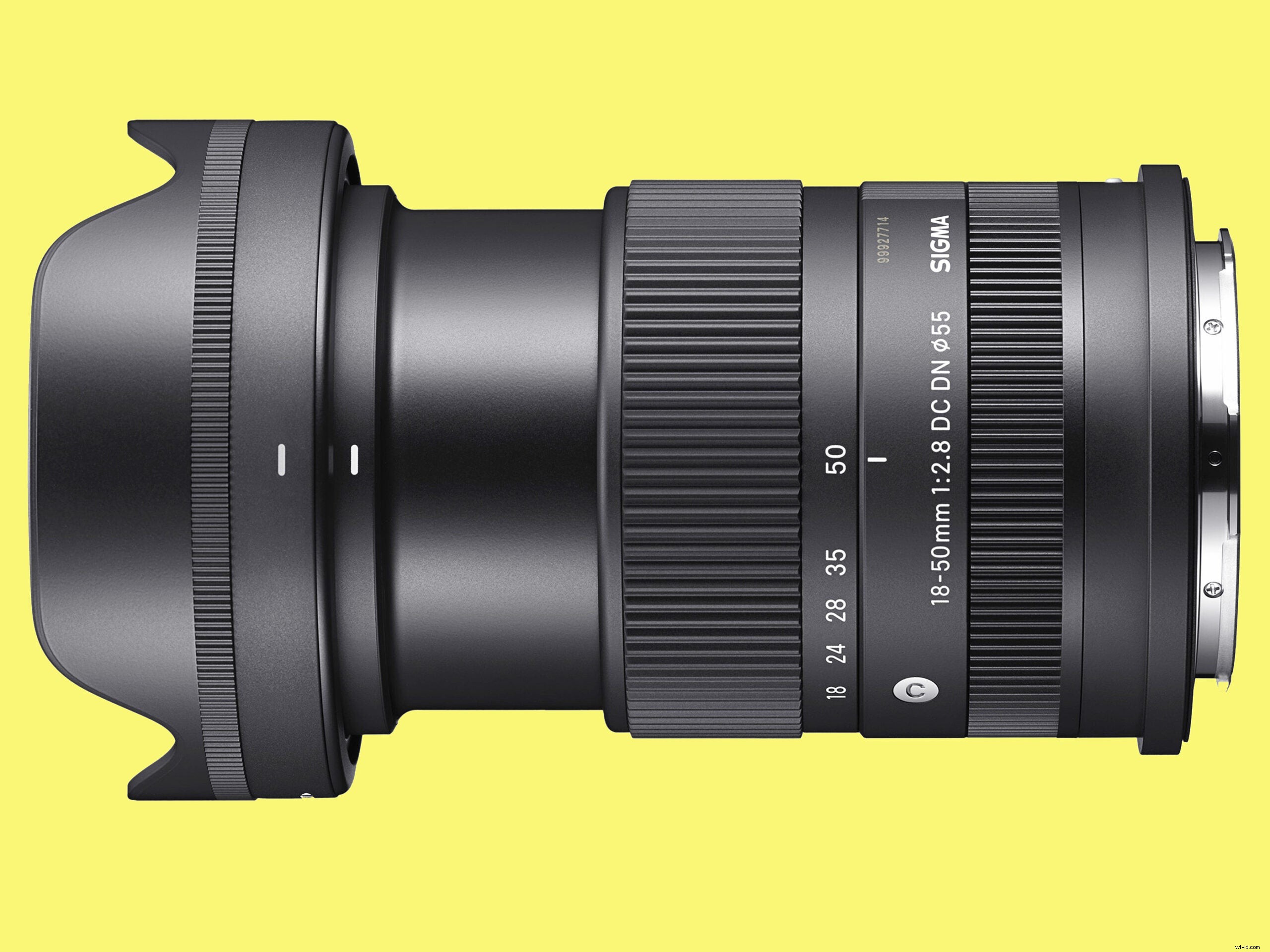 Sigma 18-50mm f/2.8 DC DN Contemporary: Lightweight Zoom Lens for APS-C Mirrorless Cameras