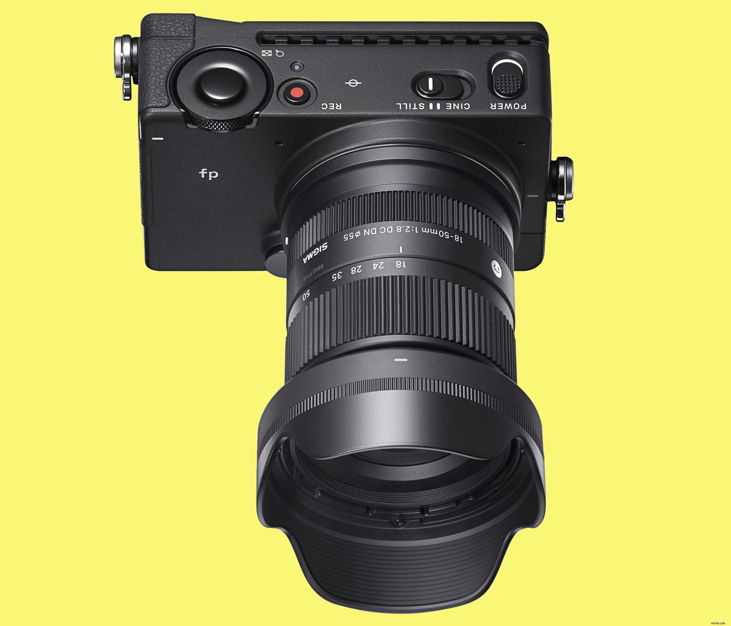 Sigma 18-50mm f/2.8 DC DN Contemporary: Lightweight Zoom Lens for APS-C Mirrorless Cameras