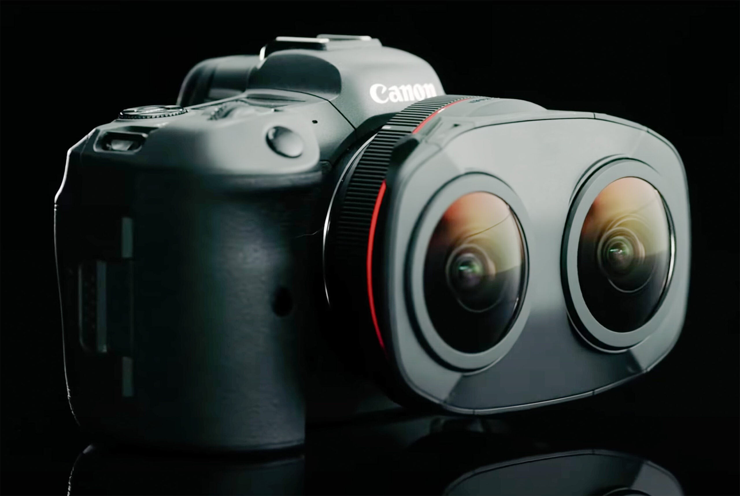 Canon RF 5.2mm f/2.8 L Dual Fisheye Lens: Capture Stunning 3D 180° VR on a Single Sensor