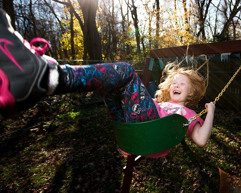 Flashpoint Glow Hexapop 24-Inch Softbox Review: Effortless On-Location Lighting