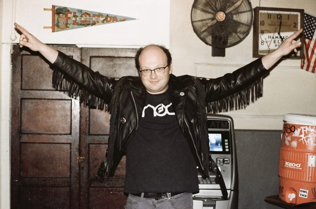 Lomography LomoChrome Metropolis R 100-400: First Impressions and Sample Images