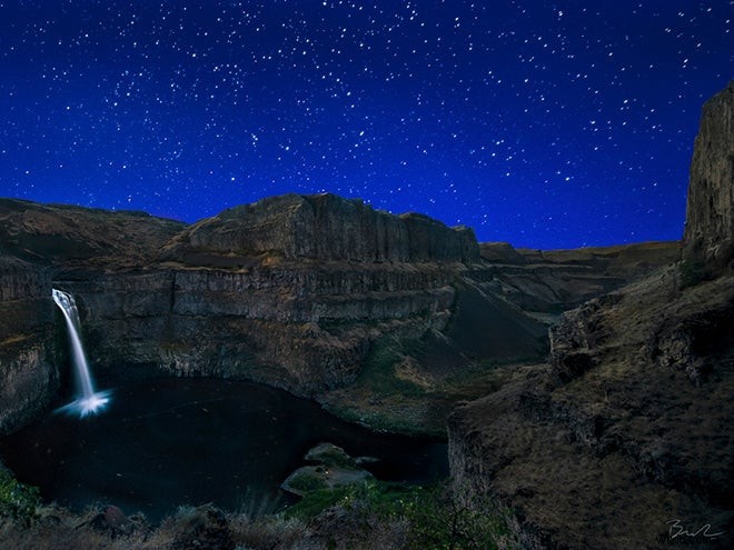 Capture Stunning Night Sky Landscapes: Pro Tips from Photographer Ben Canales