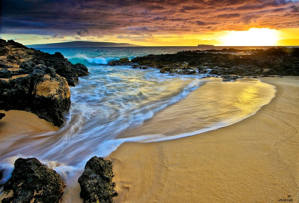 Expert Tips: Capture Stunning Beach Landscape Photos Like a Pro