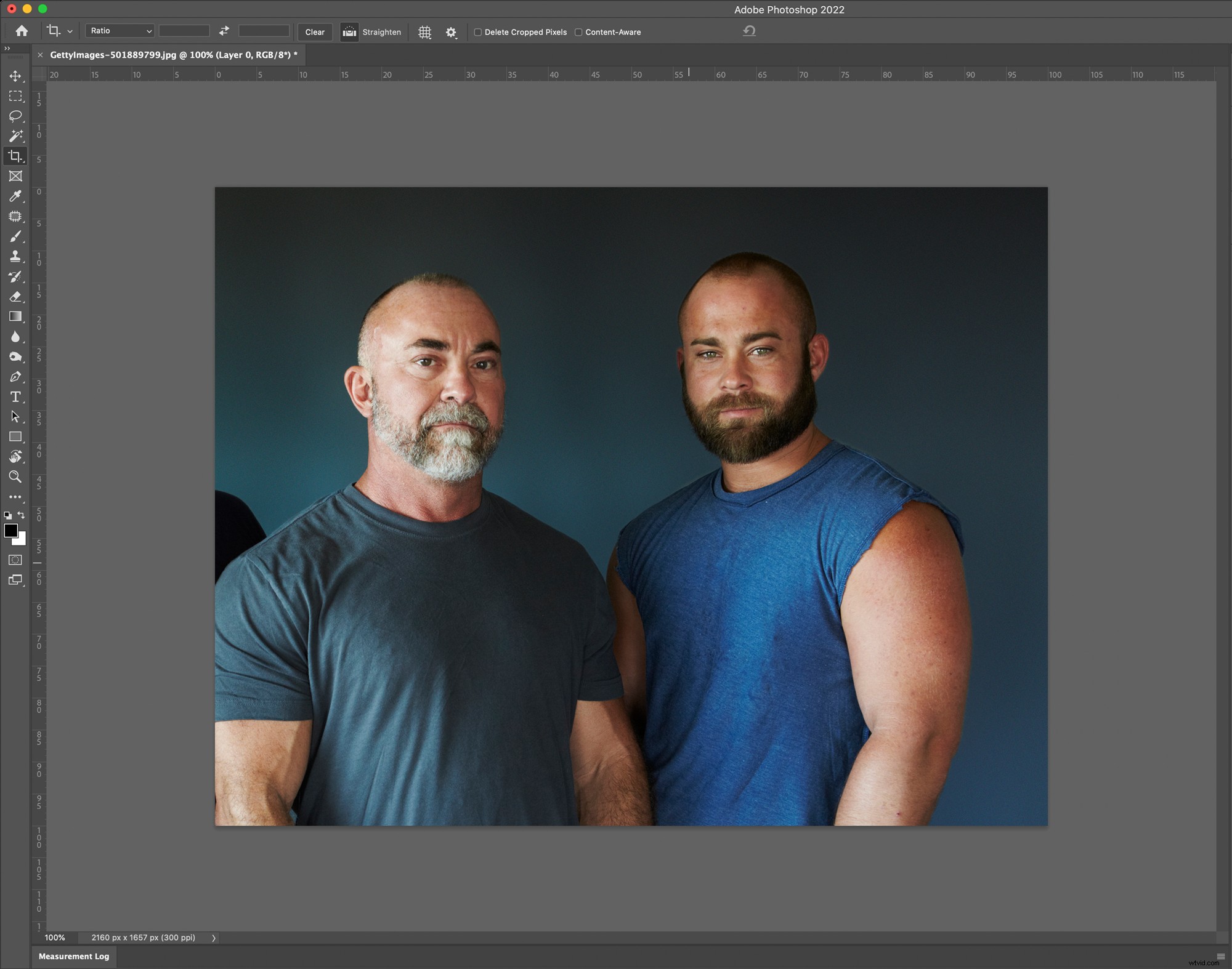 Expert Guide: How to Seamlessly Remove Your Ex from Photos with Photoshop