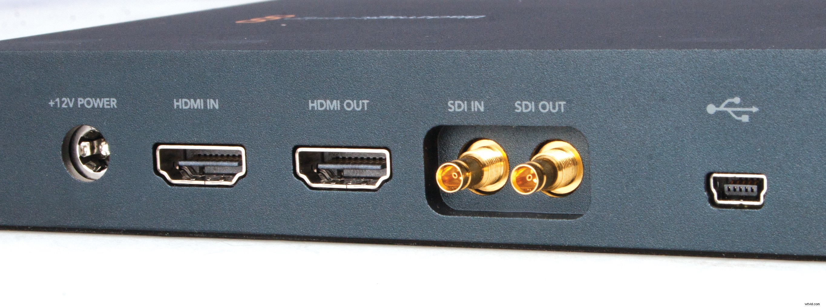 Master Video Editing: How to Use an External Preview Monitor for Perfect Results