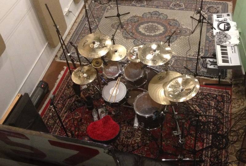 Mono vs. Stereo Audio: Key Differences, Origins, and How They Work