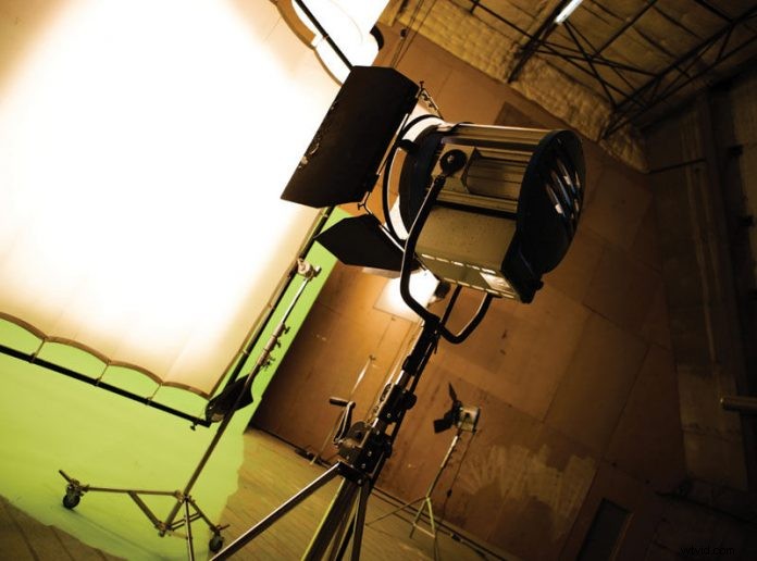 Mastering Greenscreen Lighting: Pro Tips for Flawless Chromakey Effects