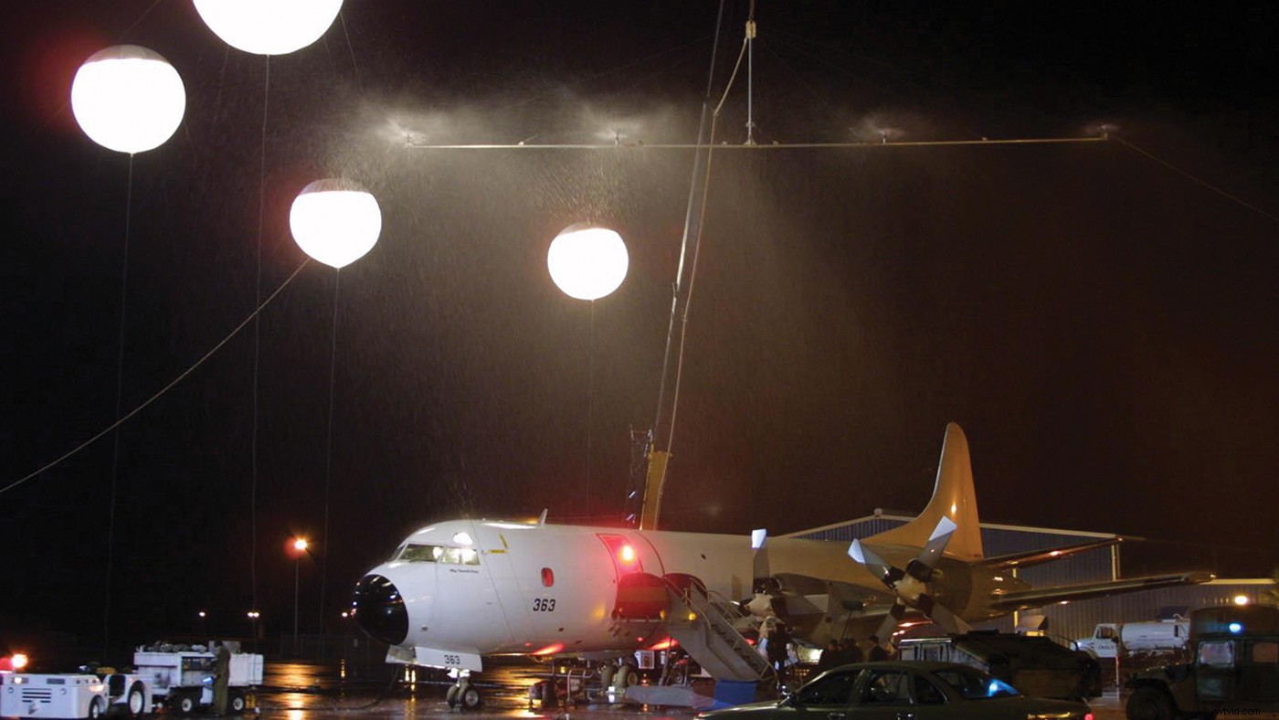 Master Toplight: Pro Techniques for Illuminating Groups in Video Production