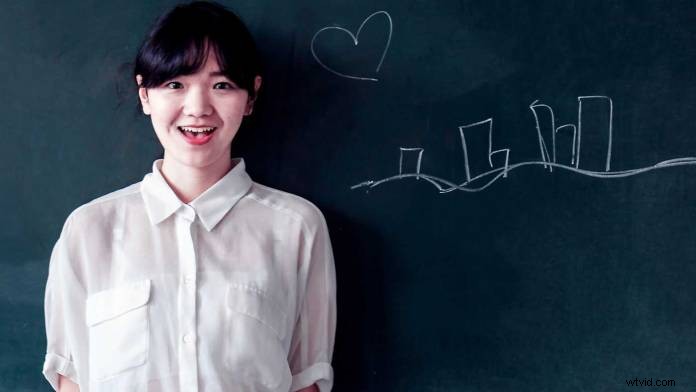 How to Keep Viewers Hooked on Your Educational Videos: Expert Tips from a Former Instructor