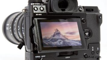 Fujifilm X-H1 Review: Analog Charm Meets 4K Video in a DSLR-Style Mirrorless