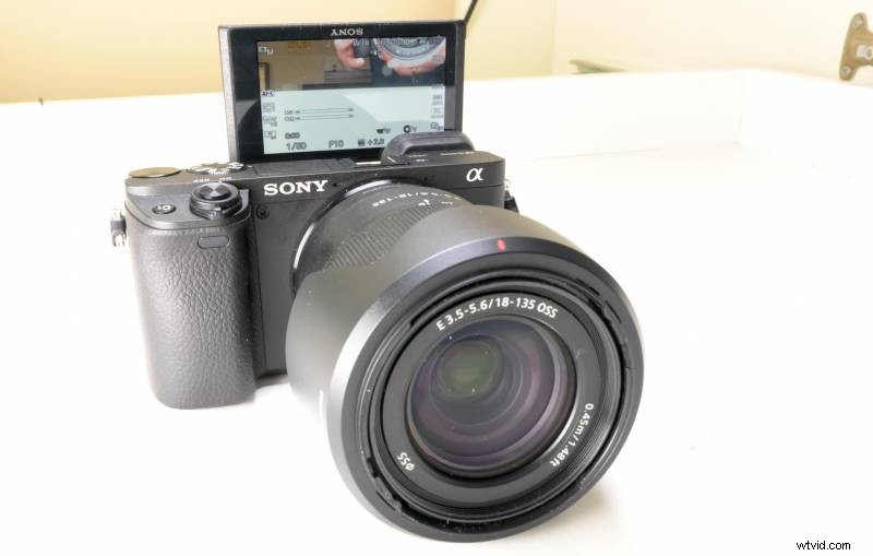 Sony α6400 Hands-On Review: Unlimited Video Recording & Extended Battery Life