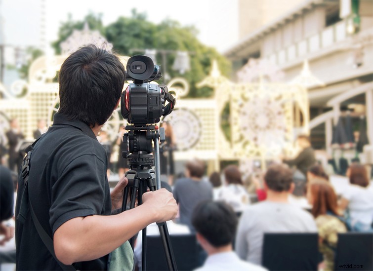 Expert Tips for Seamlessly Mixing Camcorder and DSLR Footage