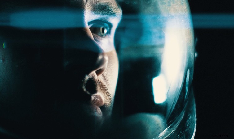 17 Free Anamorphic Lens Flares: Elevate Your Videos & Motion Graphics