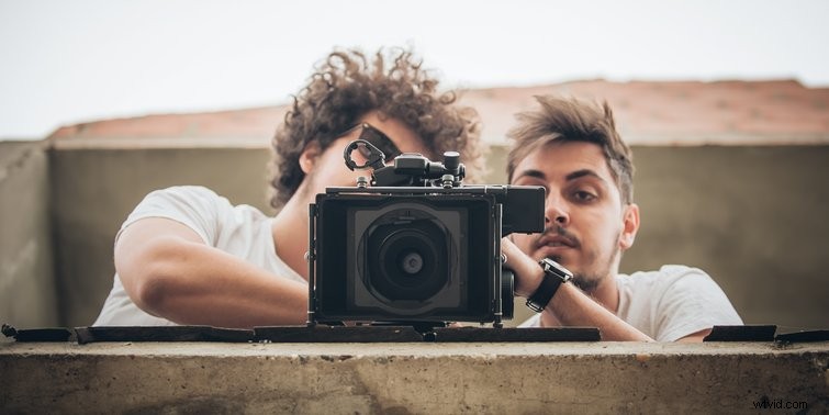 Mastering Cinéma Vérité: Origins, Traditions, and Rules for Authentic Documentary Filmmaking