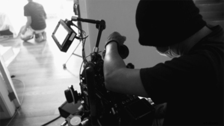 Expert Videography Tips: Key Features to Seek in a Top Shoulder Mount