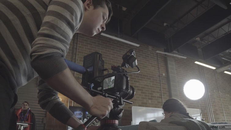 Master Cinematic Lighting: Pro Video Tutorial on One-Light Setups