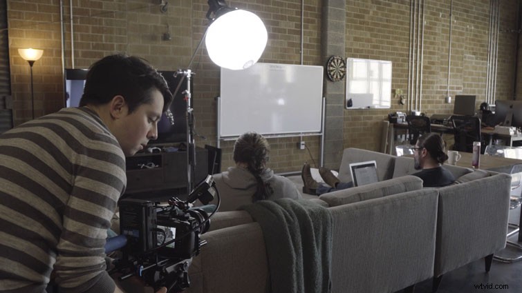 Master Cinematic Lighting: Pro Video Tutorial on One-Light Setups