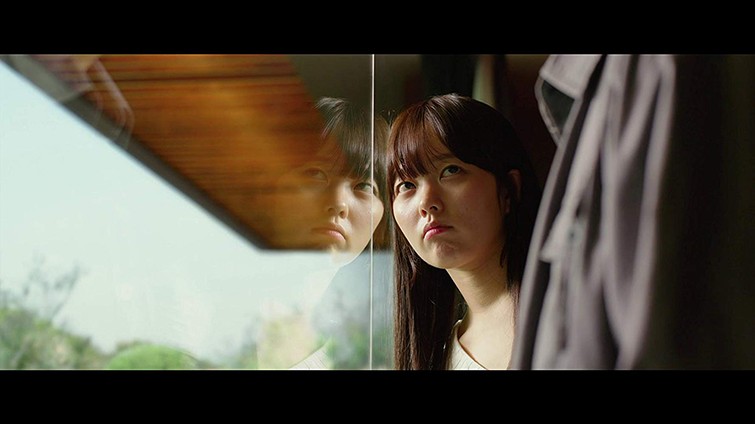 Oscar-Winning Editor Jin-mo Yang Reveals Why He Still Uses Final Cut Pro 7 & Parasite Editing Secrets