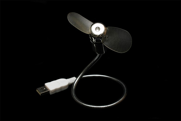 Essential DIT Toolkit: Pro Gear for Digital Imaging Technicians & Affordable Alternatives