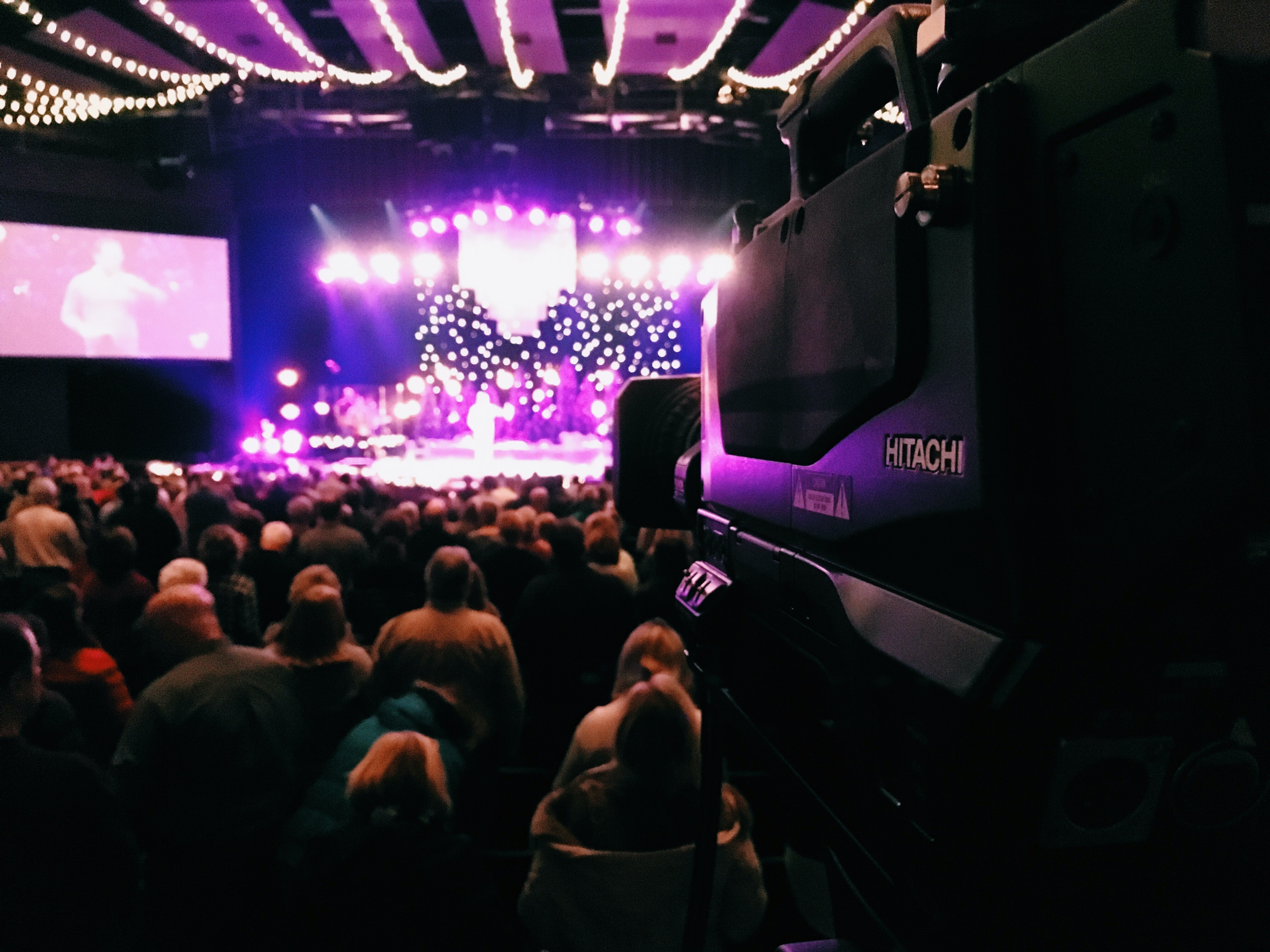 Pro Tips for Shooting Stunning Live Performance Videos