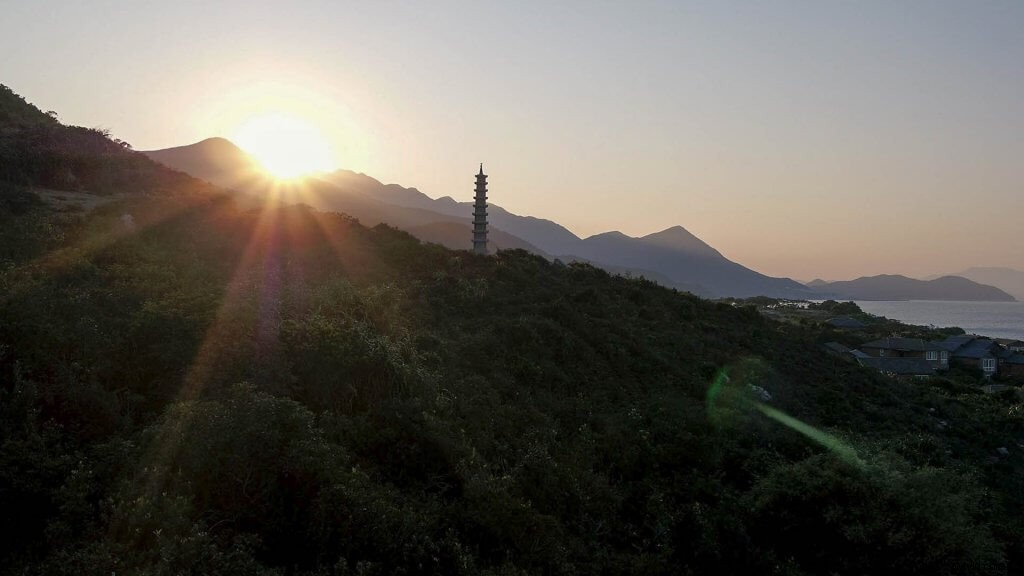 JPEG vs. RAW: Key Differences, Pros, Cons & Best Choice for DJI Drone Photos