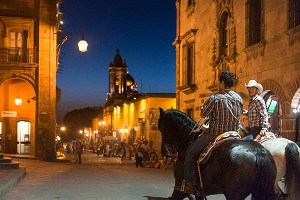 Best Time of Day for Stunning Photos: 21 Pro Tips for Perfect Lighting