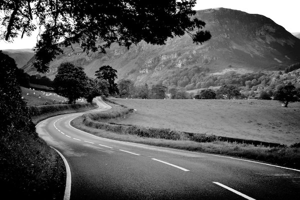 Master Leading Lines: Create Stunning, Impactful Photos with Expert Composition Tips